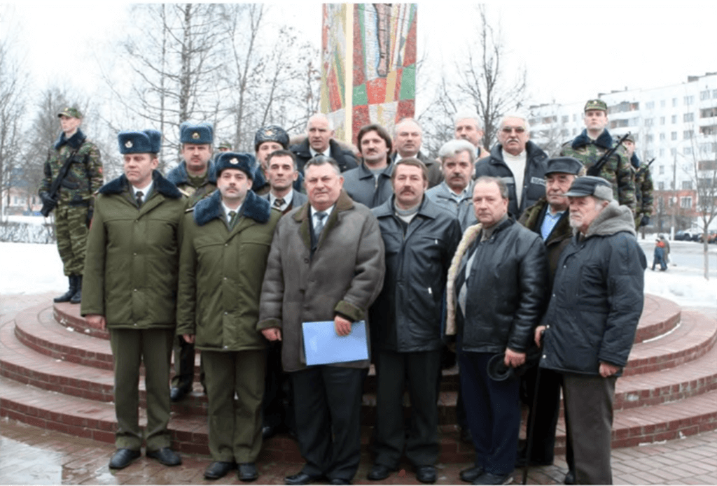 Открытие Памятной стелы преподавателям и студентам, погибшим в боях Открытие Памятной стелы преподавателям и студентам, погибшим в боях