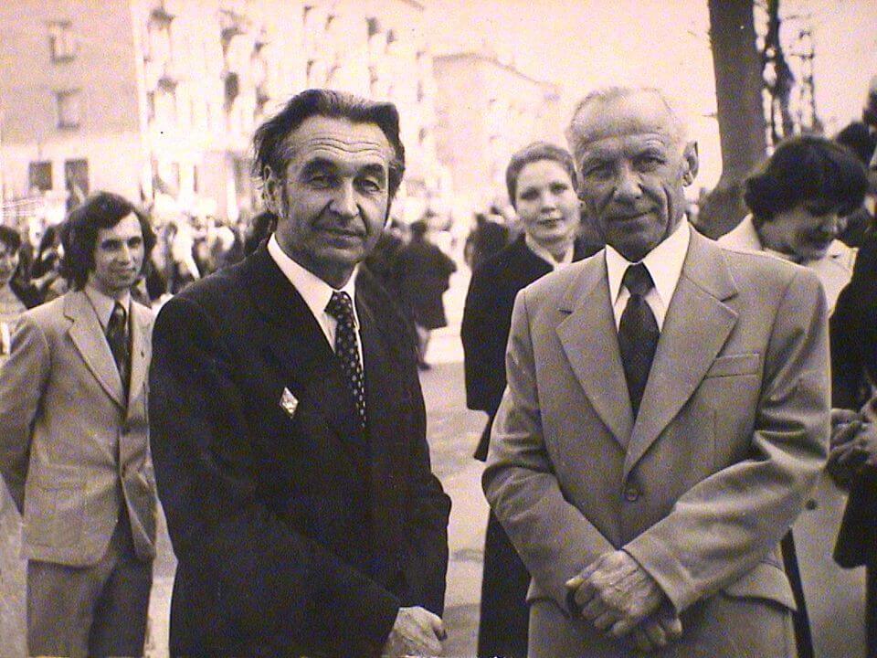 А.Ф. Ковалёв, А.В. Горбачёв. 1980-е годы А.Ф. Ковалёв, А.В. Горбачёв. 1980-е годы