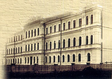 Здание по улице Пушкинской (ныне улицв Замковая), в котором размещался иснтитут с 1921 по 1974 годы Здание по улице Пушкинской (ныне улицв Замковая), в котором размещался иснтитут с 1921 по 1974 годы